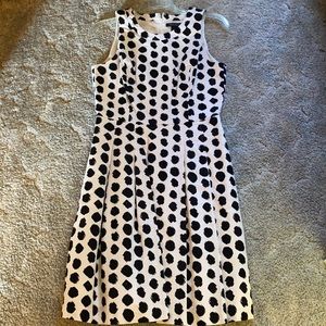 White and black pleated dress